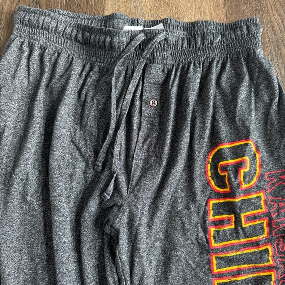 NFL Chiefs lightweight pants.  Men’s size Medium.  Grey in color. - Picture 3 of 6